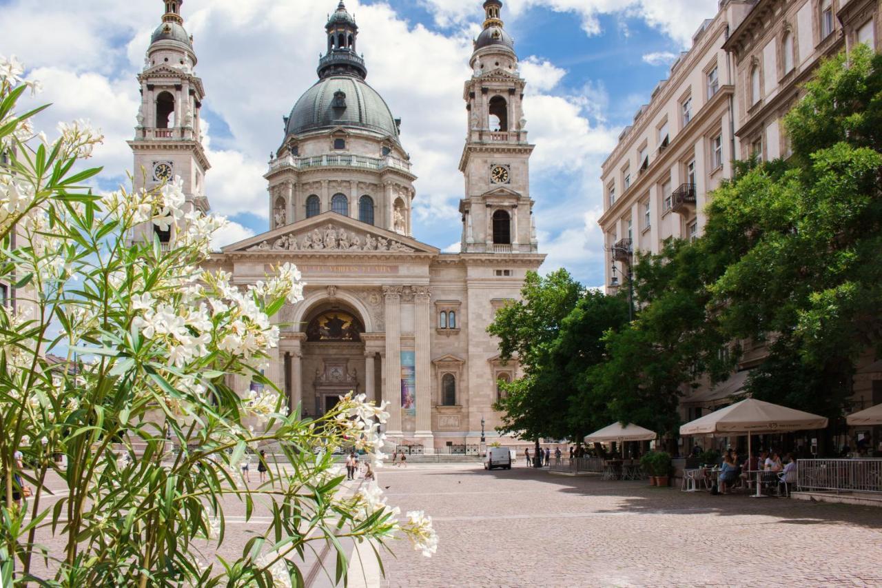 Basilika View Imperial Suite -Sas Street -Need Reservation For Free Parking Budapest Exterior photo