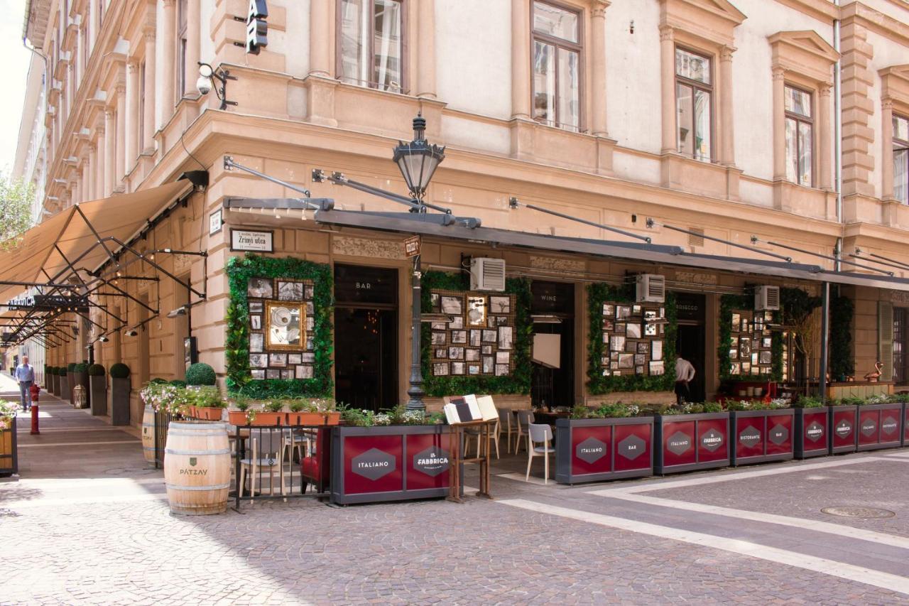 Basilika View Imperial Suite -Sas Street -Need Reservation For Free Parking Budapest Exterior photo